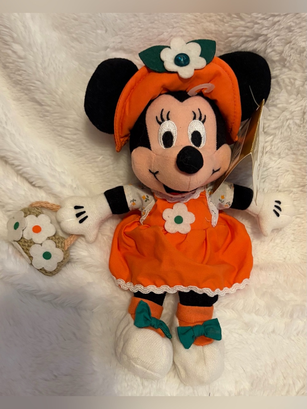 Disney Minnie Mouse May Emerald Birthstone Plush New